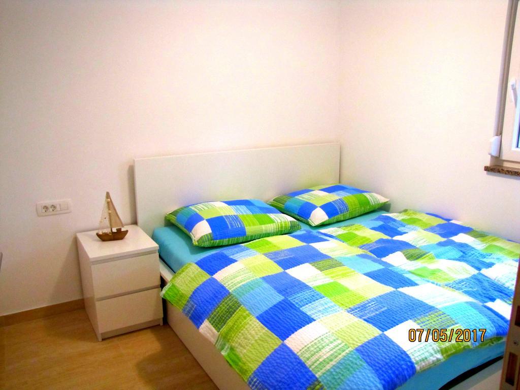 Holiday Park Mimoza Basanija Bagian luar foto